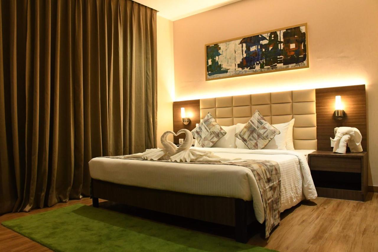 Lynq Aero Hotel Calcutta Eksteriør billede
